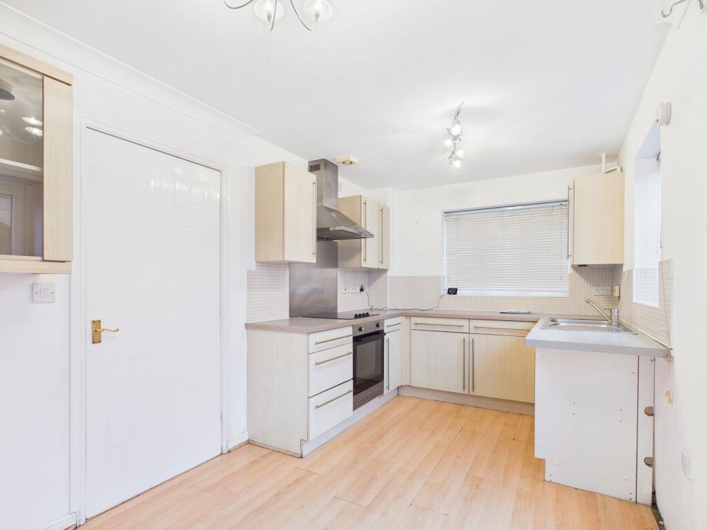 17 Beckside, Norton, Malton, YO17 8AR photo 2