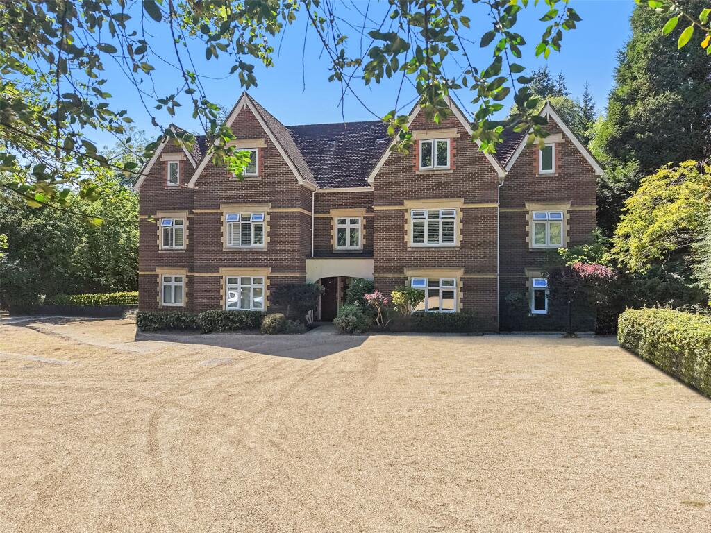 Main image of property: Alma Road, Reigate, Surrey, RH2