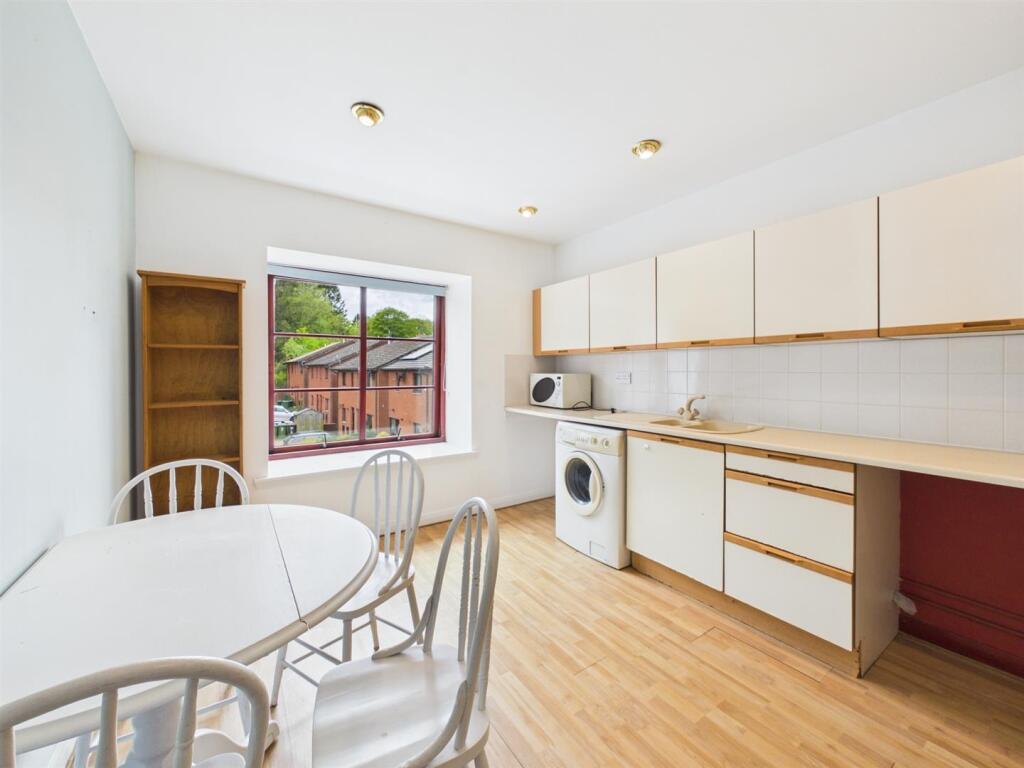 Main image of property: Flat 2, Old Mill Buildings, Alyth, PH11 8DT
