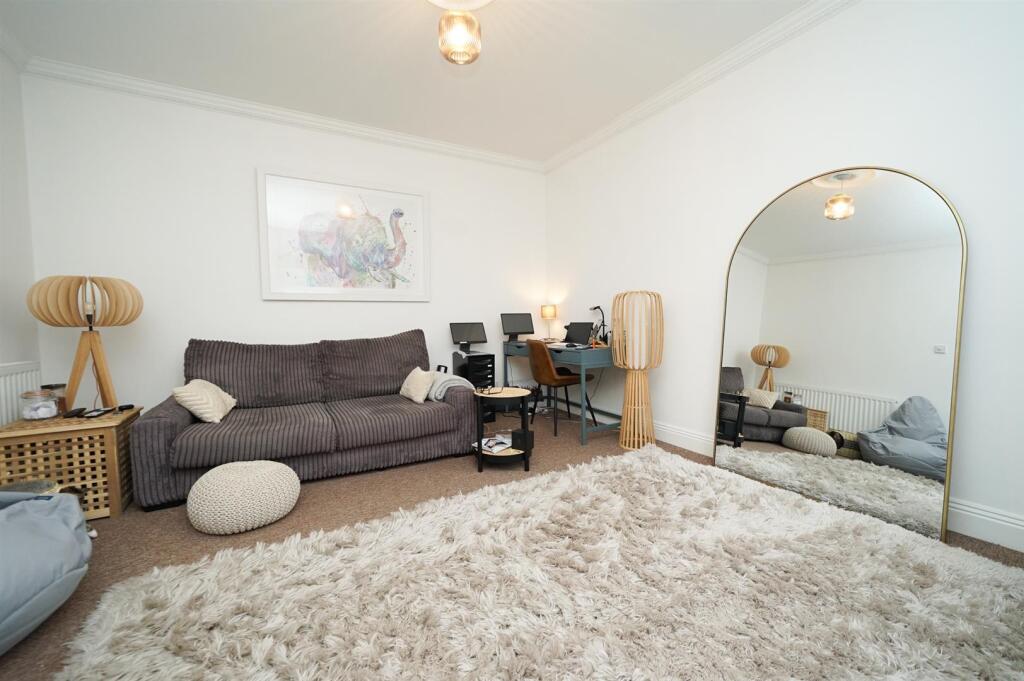 Apartment in Linslade, Leighton-Linslade - View 4