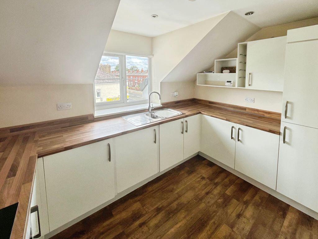 Apartment in Bolton, Greater Manchester - View 6
