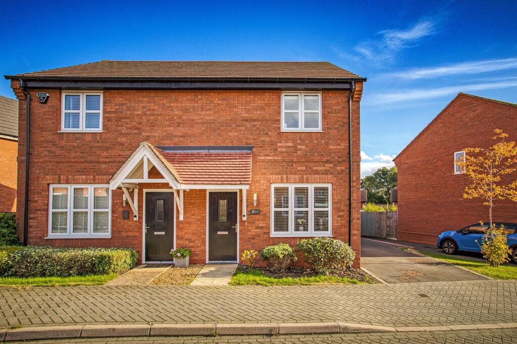 2-bed semi-detached on Dunn Lane, Mickleover, Derby, £240,000