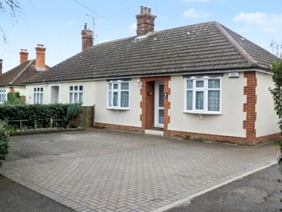 Main image of property: The Avenue, Witham