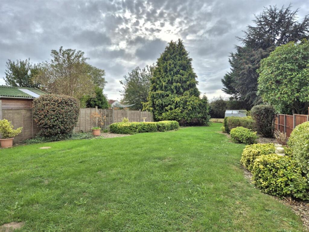 House in Lympsham, Somerset - View 2