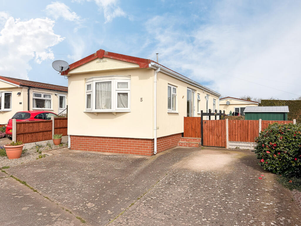 Main image of property: Northside Park, Hope Under Dinmore, Hereford, HR6