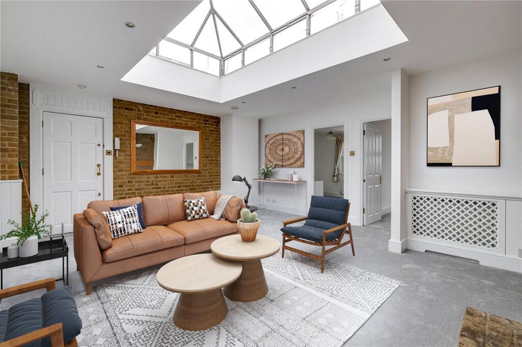 Main image of property: North End Road,
Fulham Broadway, SW6