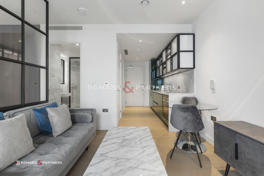 Studio flat for rent
