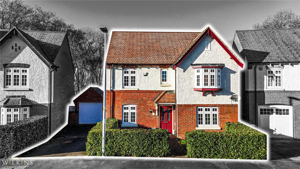 Main image of property: Adderley Avenue, Nuneaton, Warwickshire, CV10