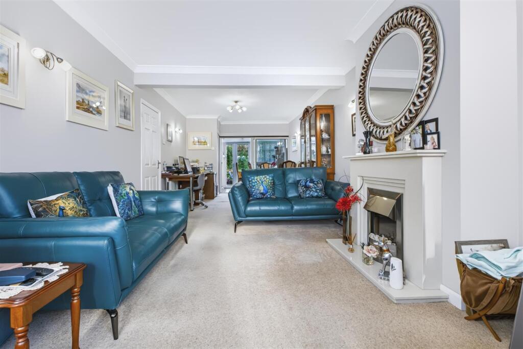 Olorenshaw Road, Sheldon, Birmingham photo 4