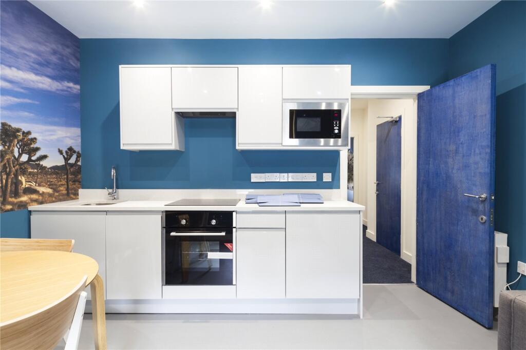 Main image of property: 63 Newsome Road, Huddersfield, HD4