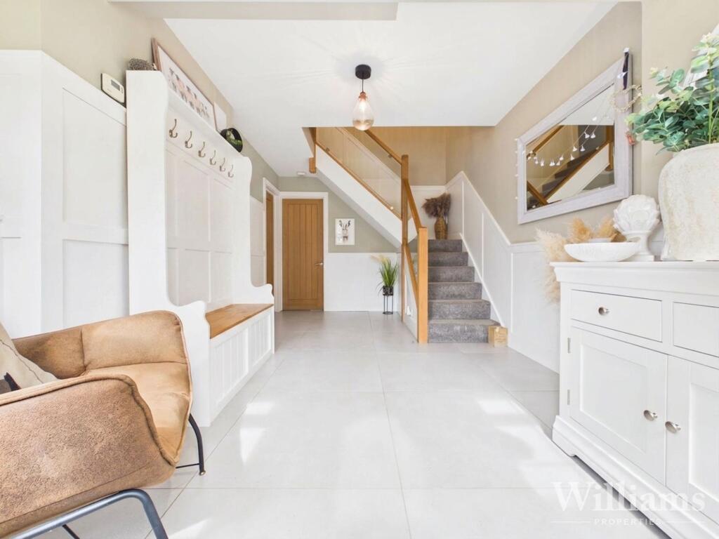 House in Haddenham - More