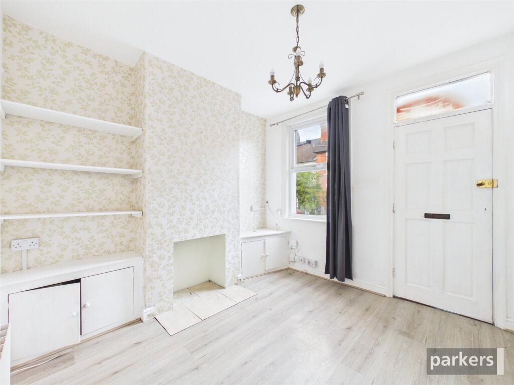 Blenheim Gardens, Reading, Berkshire, RG1 photo 4