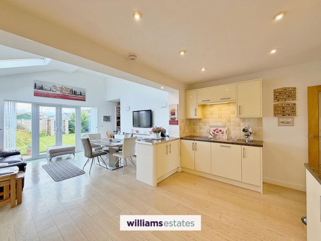 House in Denbigh, Brookhouse - View 3