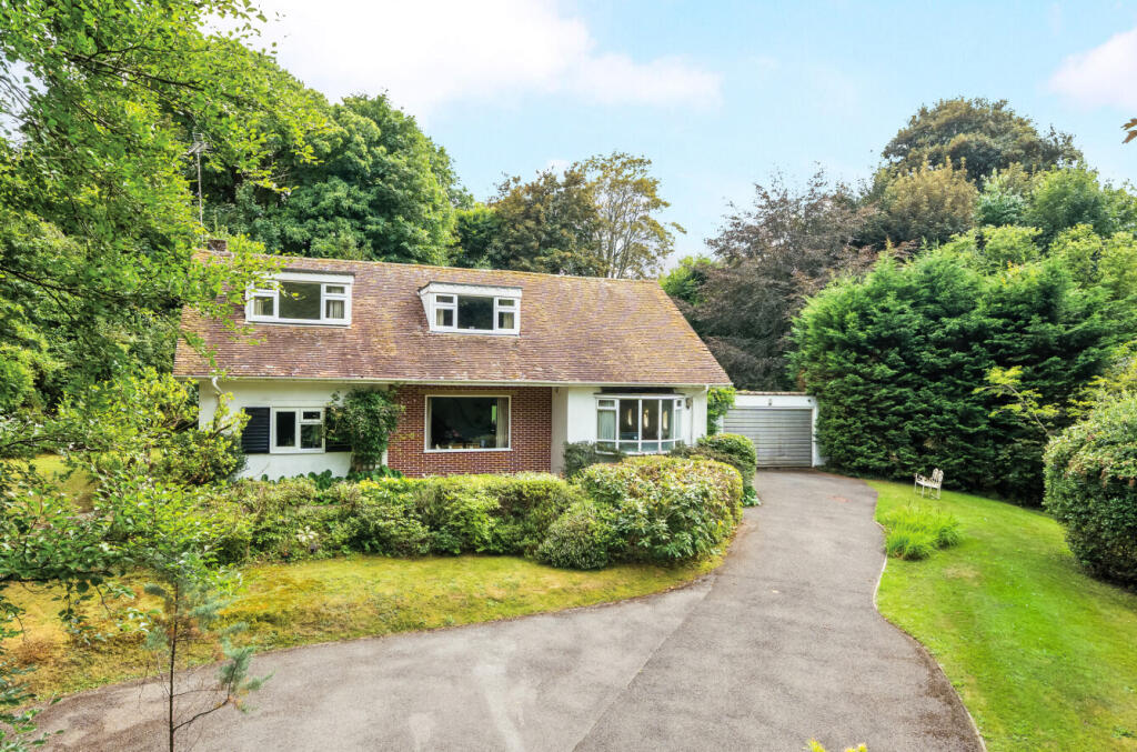 Main image of property: Square Drive, Haslemere, West Sussex, GU27