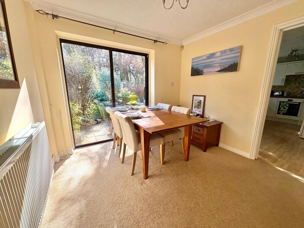 Martingale Close, Upton, Poole, BH16 photo 5