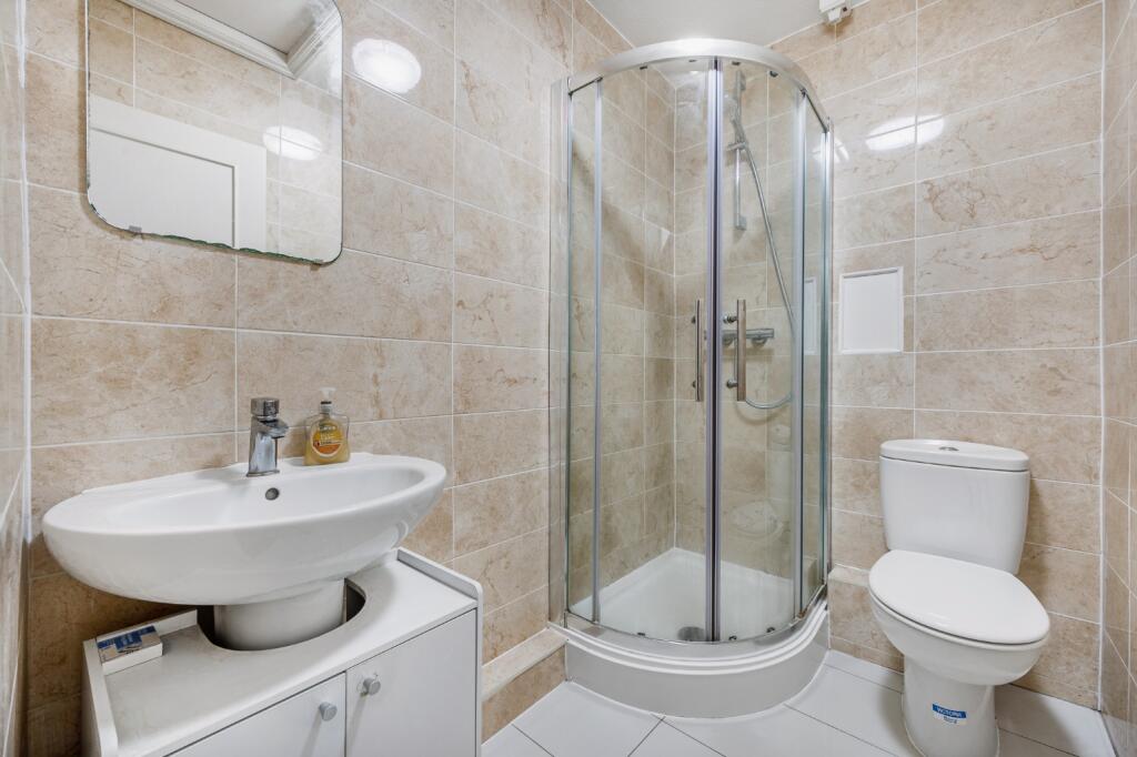 Apartment in London - More