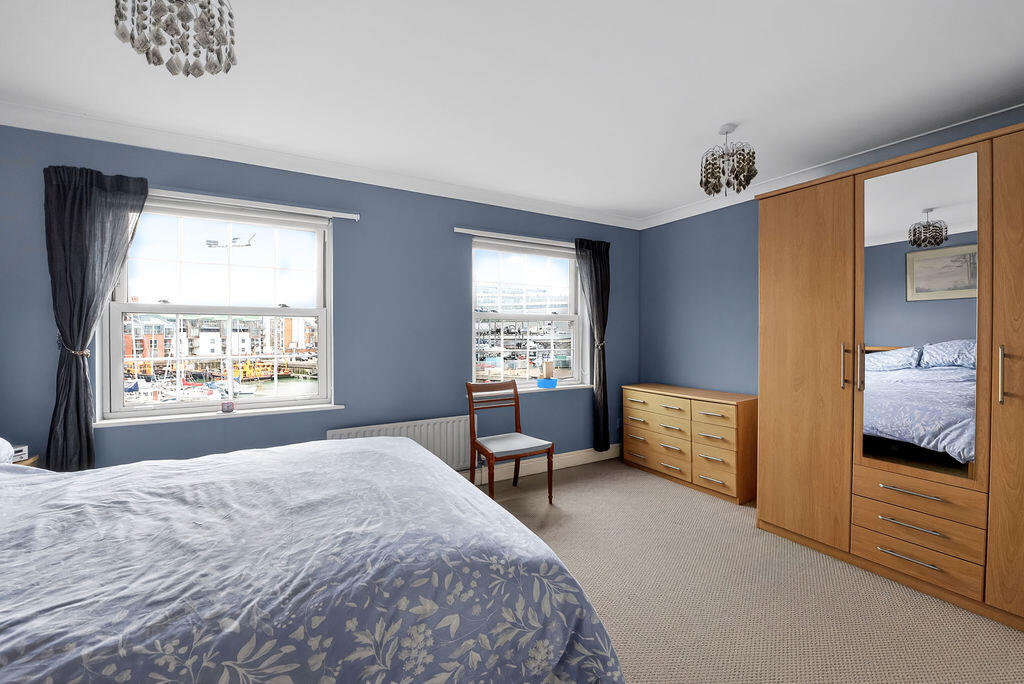 House in Portsmouth - View 4