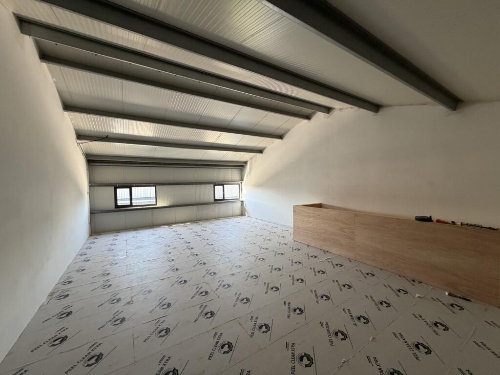 Full Mezzanine Floor