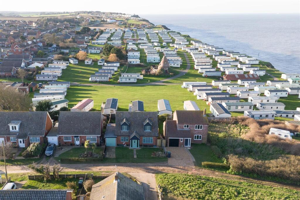 Albion Road, Mundesley, NR11 photo 4