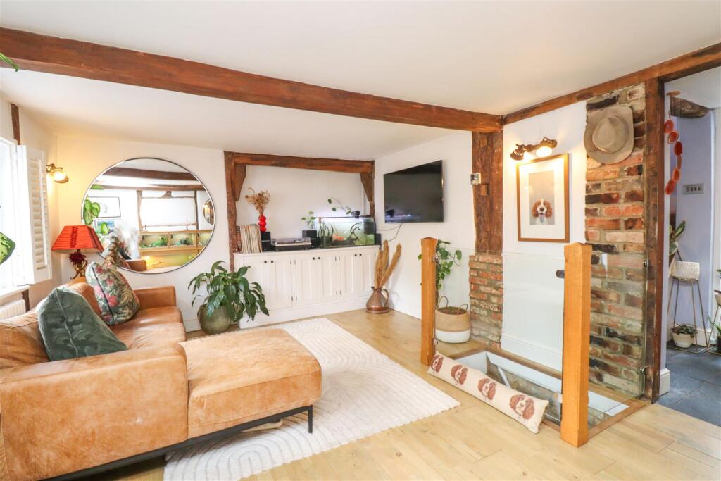 West Street, Odiham, Hook photo 2