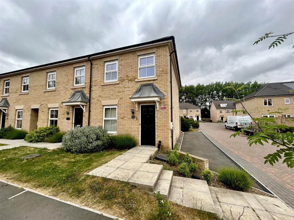 Main image of property: Castle Hill Close, Garforth, Leeds