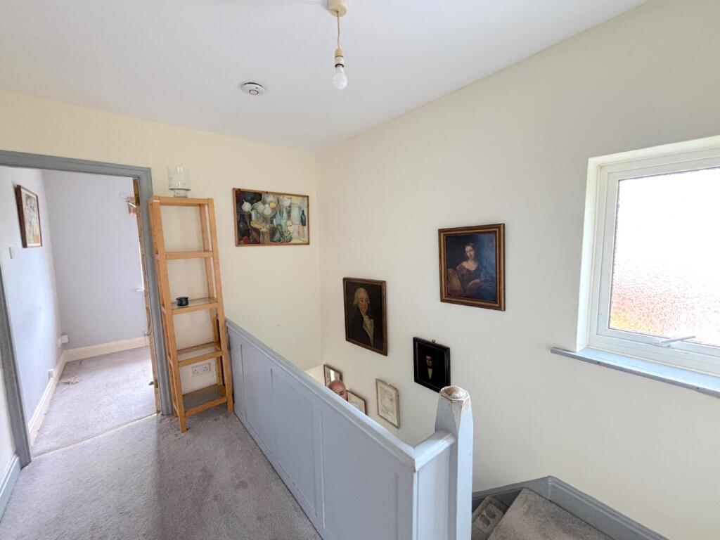 House in Glastonbury, Somerset - View 6