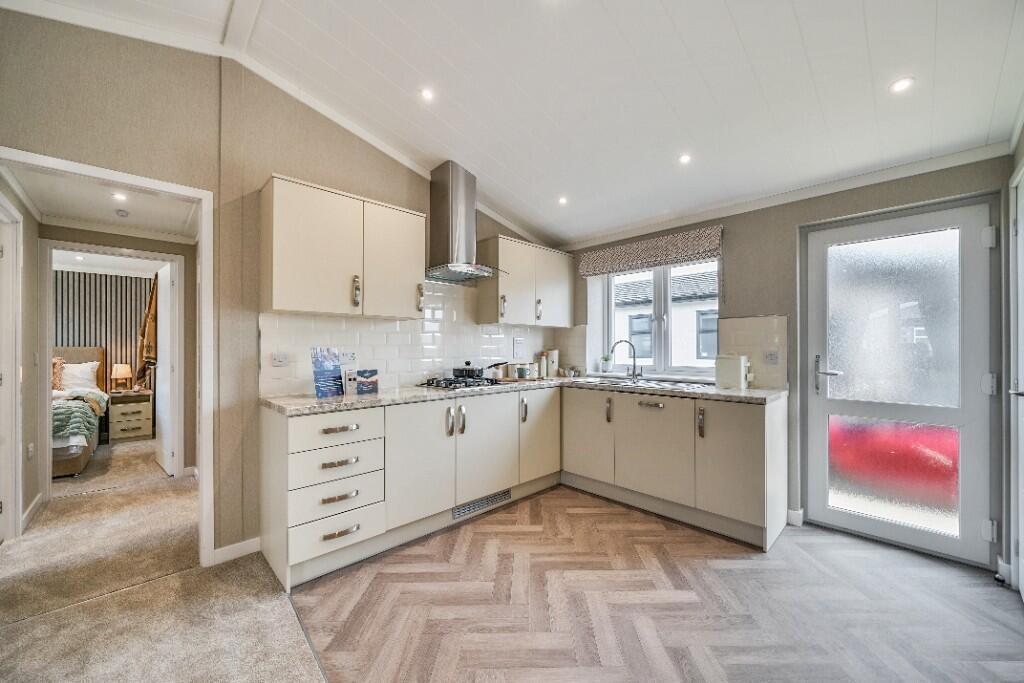 House in New Forest, Milford-on-Sea - View 4