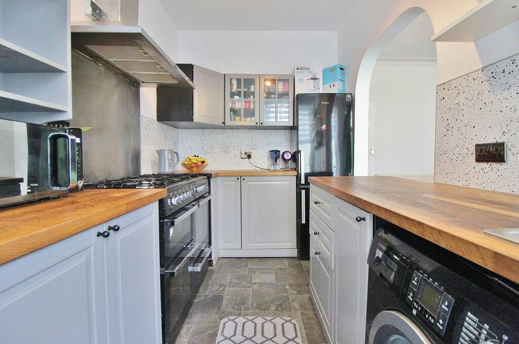 House in Portsmouth, North End - View 5