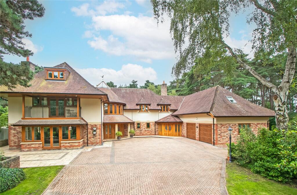 Main image of property: Avon Avenue, Ringwood, Dorset, BH24