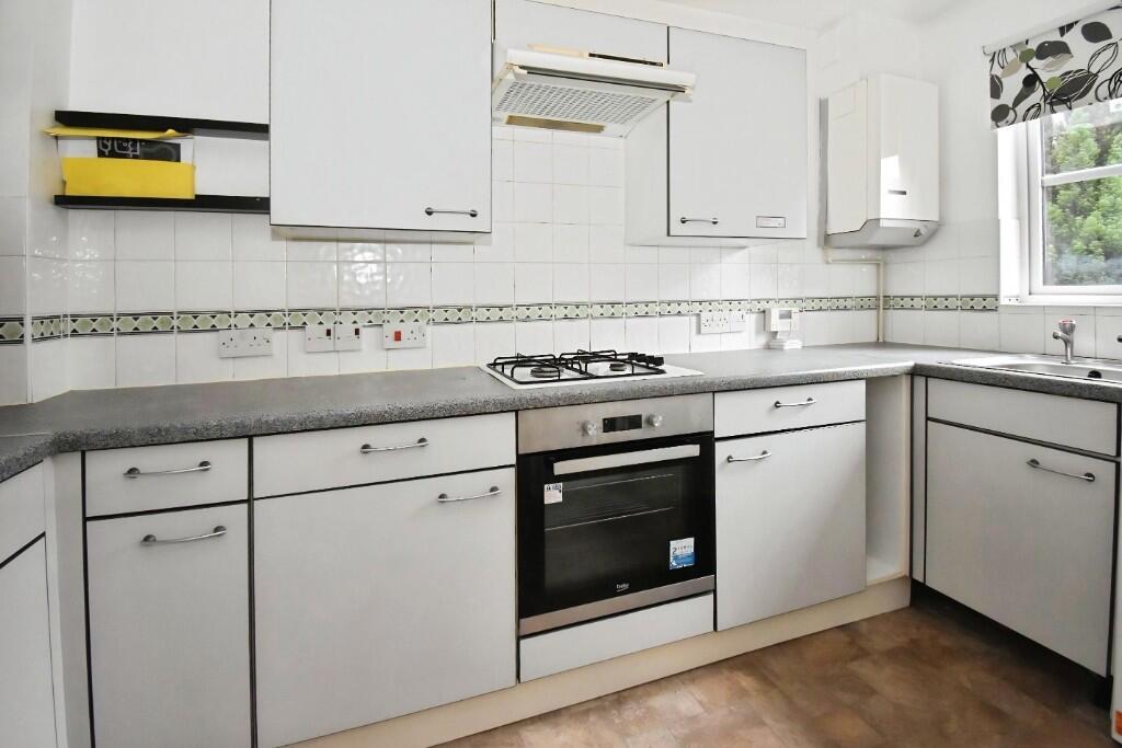 House in Fareham, Whiteley, Titchfield Park - More