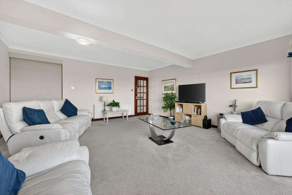 62 Beach Road, Troon, KA10 6SX - View 6
