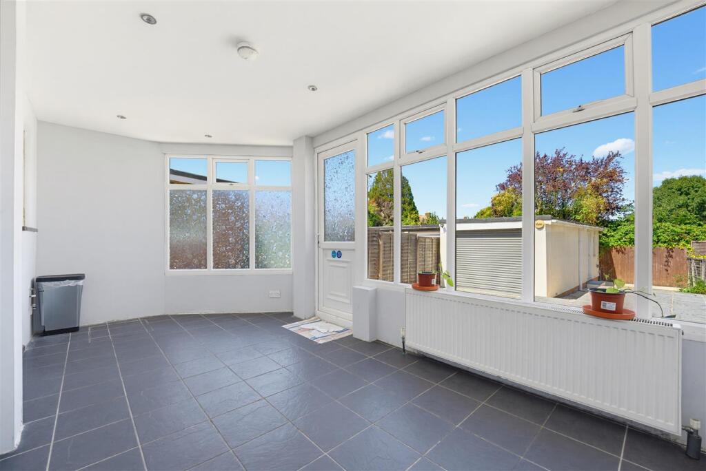 House in Southall - View 5