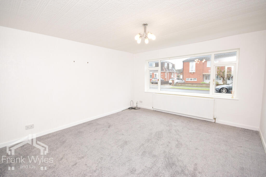 Flat 2, Tuxford Court, 33 Tuxford Road, Lytham St. Annes, Lancashire photo 2
