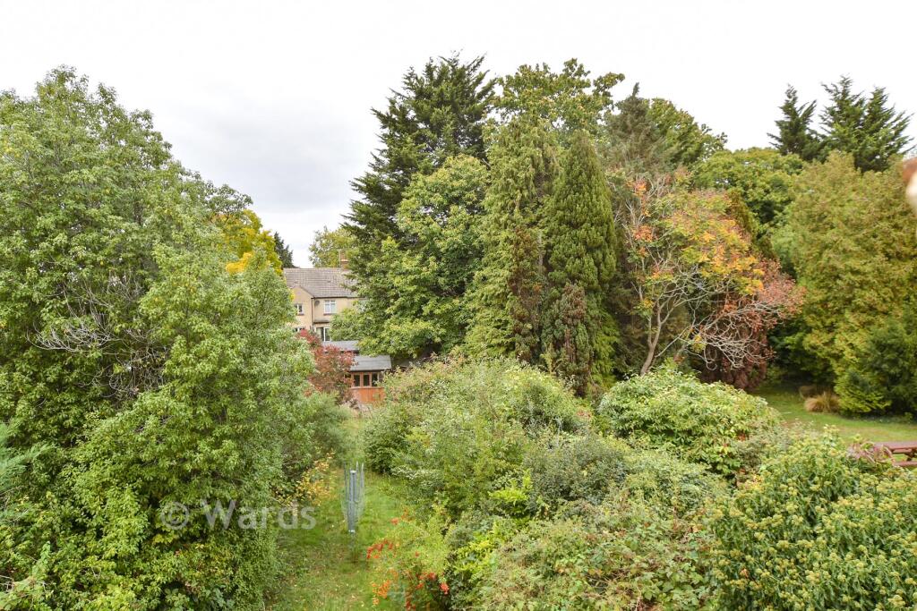 Letchworth Avenue, Chatham, Kent photo 2