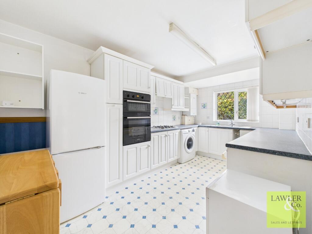 Park View Court, Park Avenue, Poynton, Stockport, Cheshire, SK12 1QY photo 4