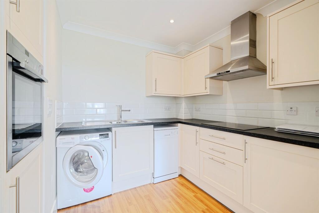 House in Bristol, Charlton Hayes - View 5