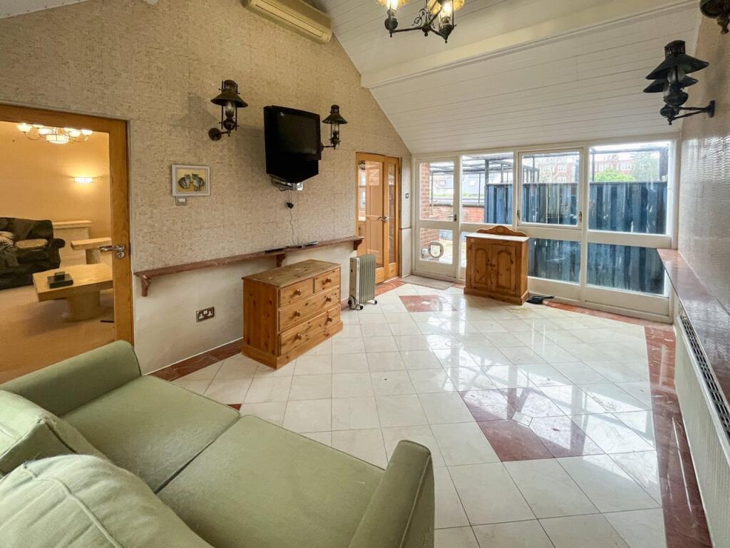 Additional image 11 of 14 Britannia Road, Poole, BH14 8BB