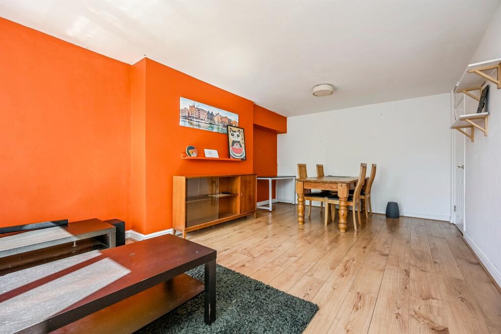 Apartment in Liverpool - View 3