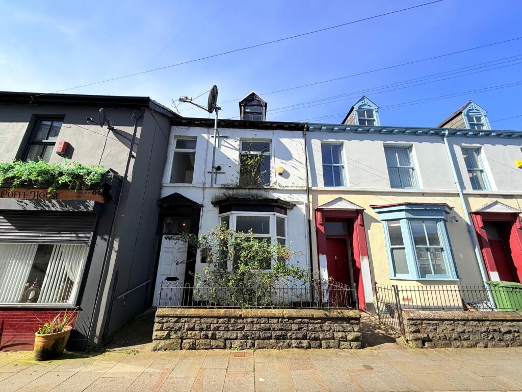 Main image of property: Maendy Place, Aberdare