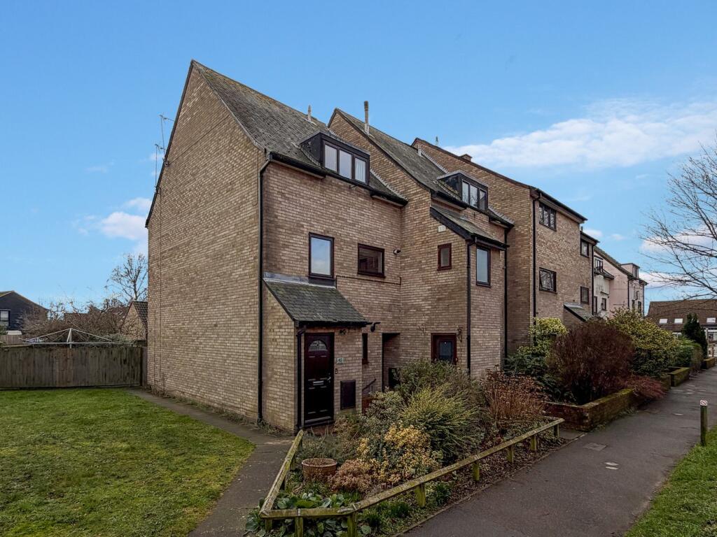 Main image of property: Lark Rise, Martlesham Heath, Ipswich, IP5