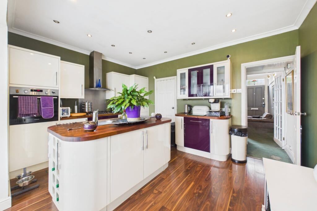 Greenfield Road, Meadowhead. S8 7RQ photo 4