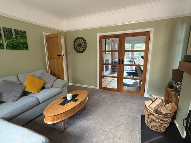 House in Southampton - More