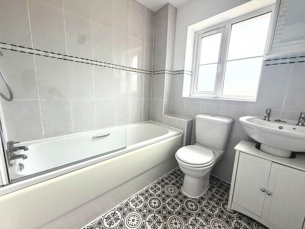 House in Cardiff - View 4