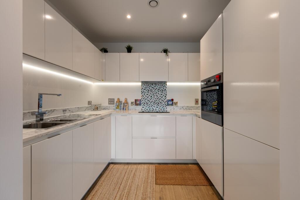 Apartment in London - View 3