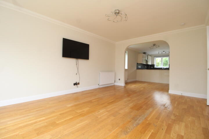 Apartment in Glasgow - View 3