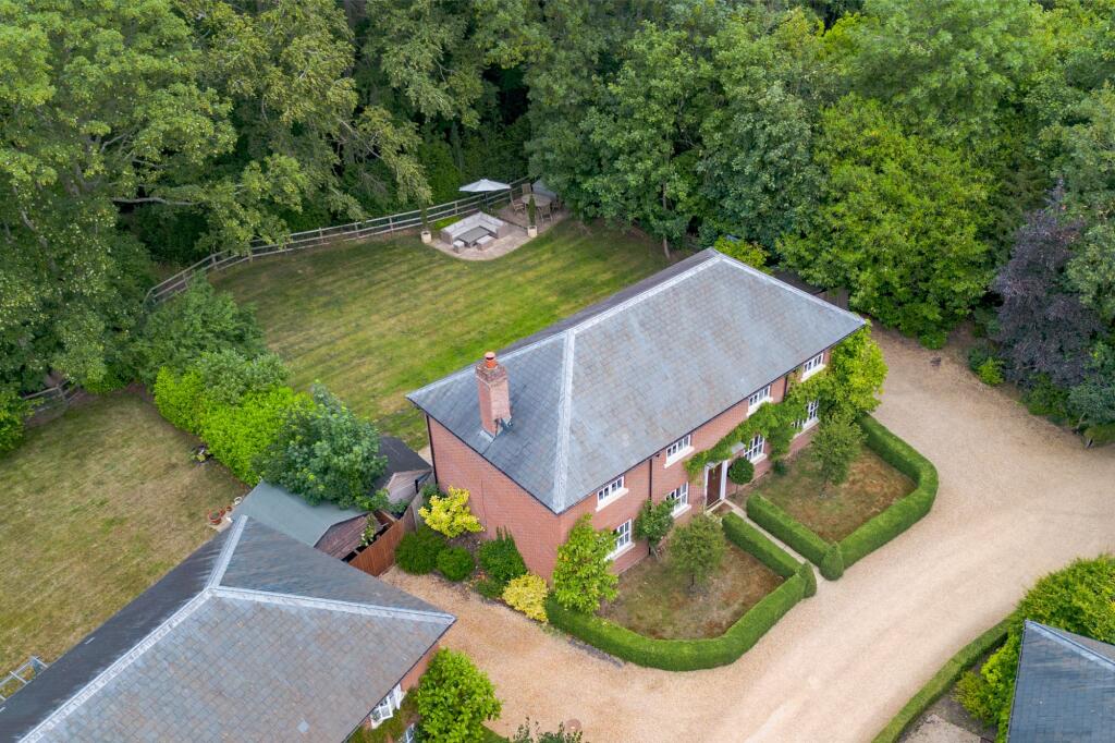 Main image of property: Garden Lane, Tyringham, MK16