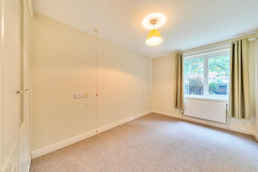 Apartment in Manchester - More
