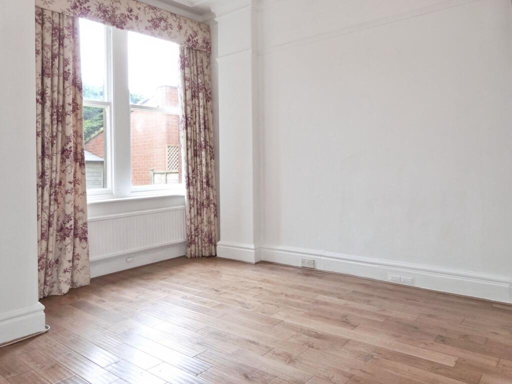 St Georges Road, Harrogate, HG2 - More