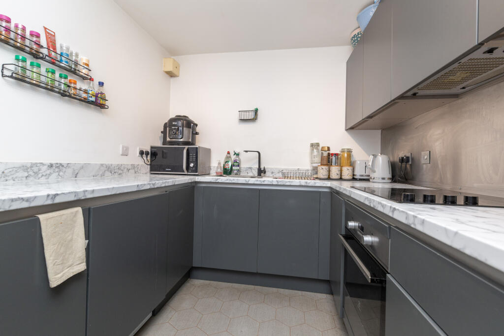 Oaklea Court, Darlington, DL1 photo 4