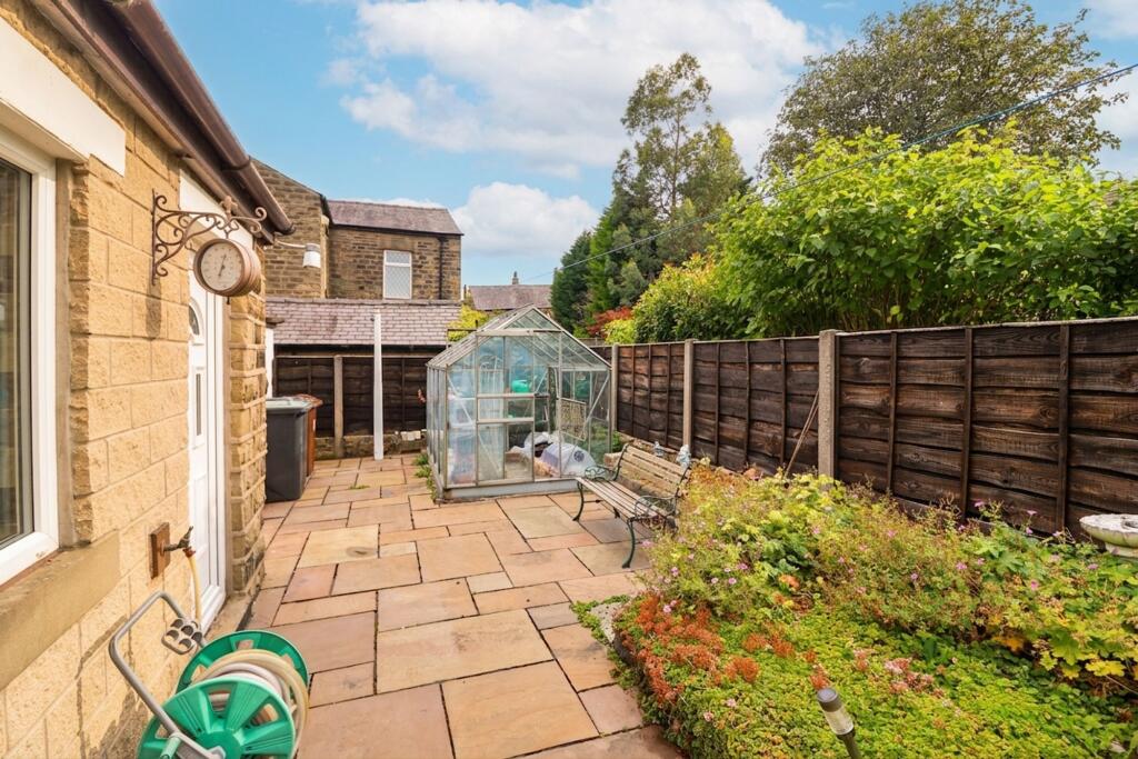 House in Stockport - View 4